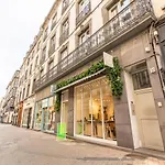 Mont Cervin Standing & Central